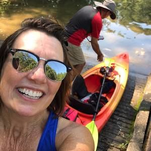 Meet your Posher, Joy